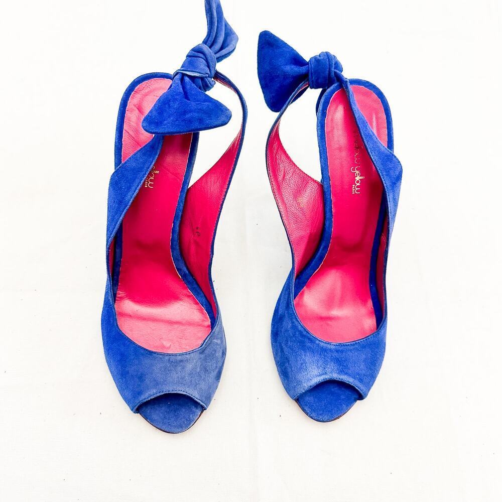 Mellow Yellow Blue Suede Peep Toe Pump Bow Accent Slingback Size 40 Mint Paris